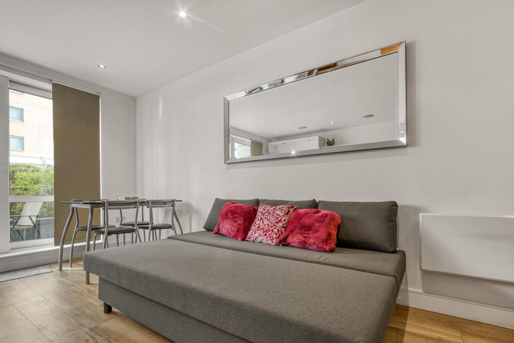 Apartamento Modern Chic Studio Chelsea Londres Exterior foto